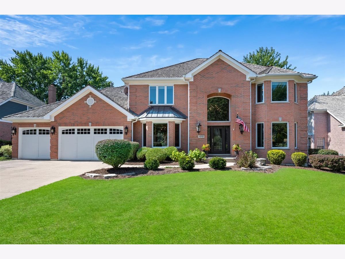 Homes For Sale Lakeview Barrington Illinois, 1010 Oakland Drive