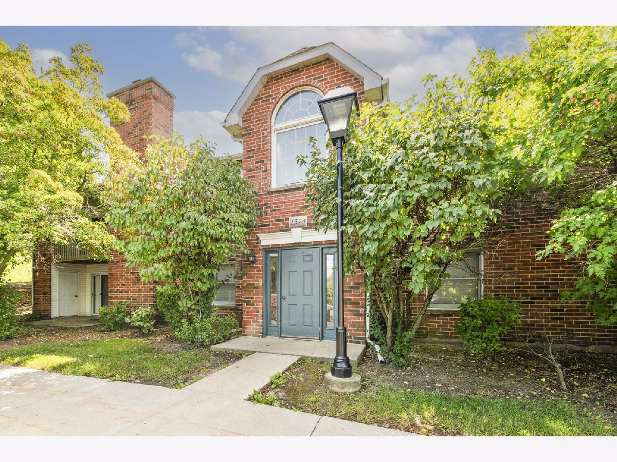  For Rent Lake In The Hills Illinois, 1374 Cunat