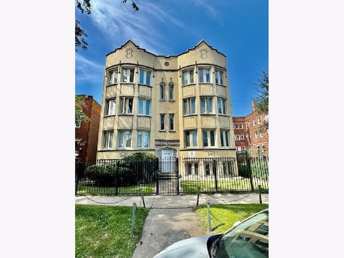 Rented Chicago Illinois, 7932 Kingston