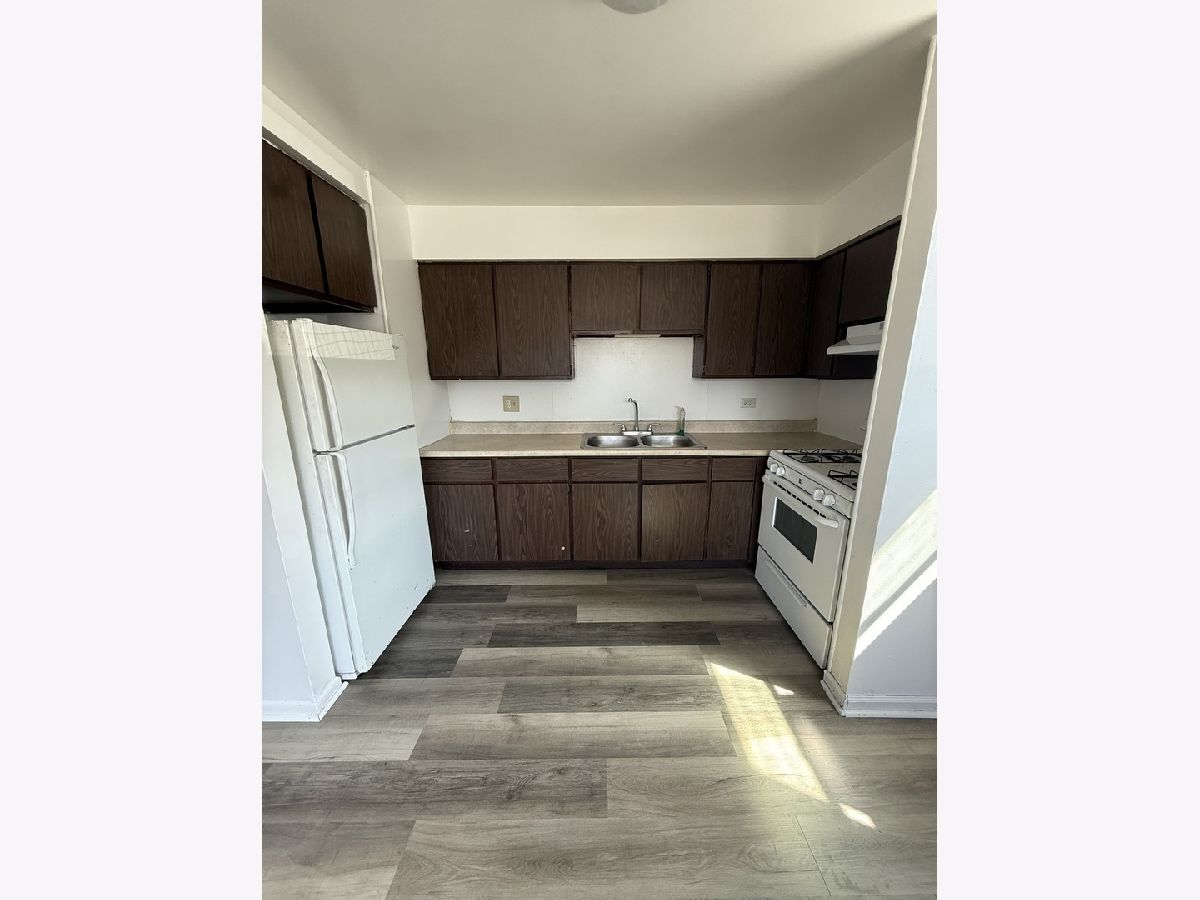  For Rent Round Lake Beach Illinois, 1627 Woodbine