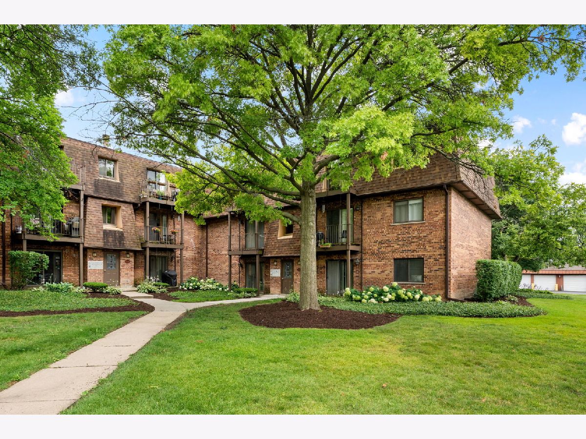  For Sale Lombard Illinois, 1520 Fairfield Avenue