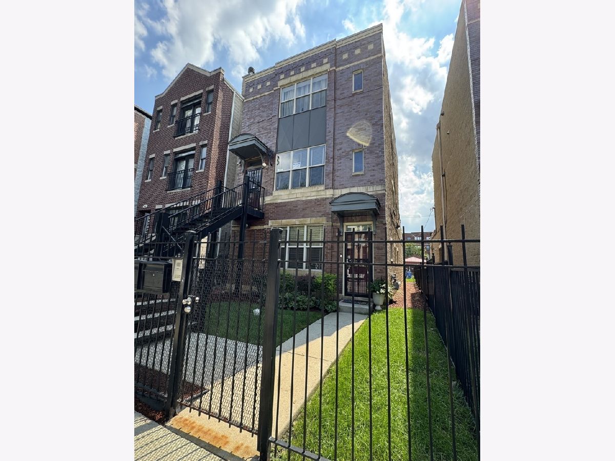  For Rent Chicago Illinois, 2155 Warren