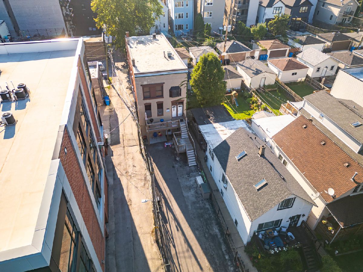  For Sale Chicago Illinois, 2014 Whipple Street