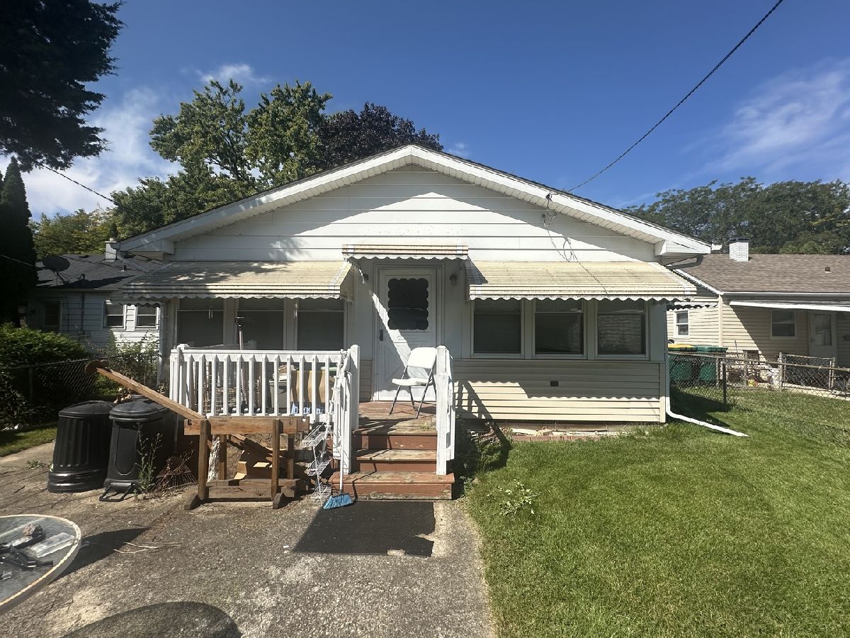  For Sale Joliet Illinois, 220 Park Drive