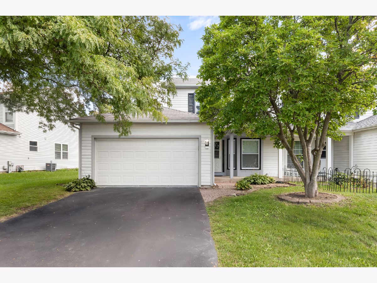  For Sale Schaumburg Illinois, 1103 Southbridge Lane