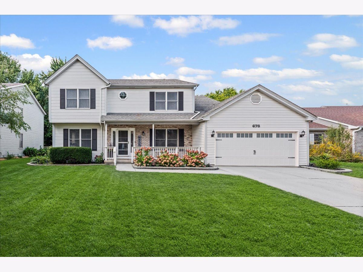  For Sale Elgin Illinois, 678 Canyon Lane
