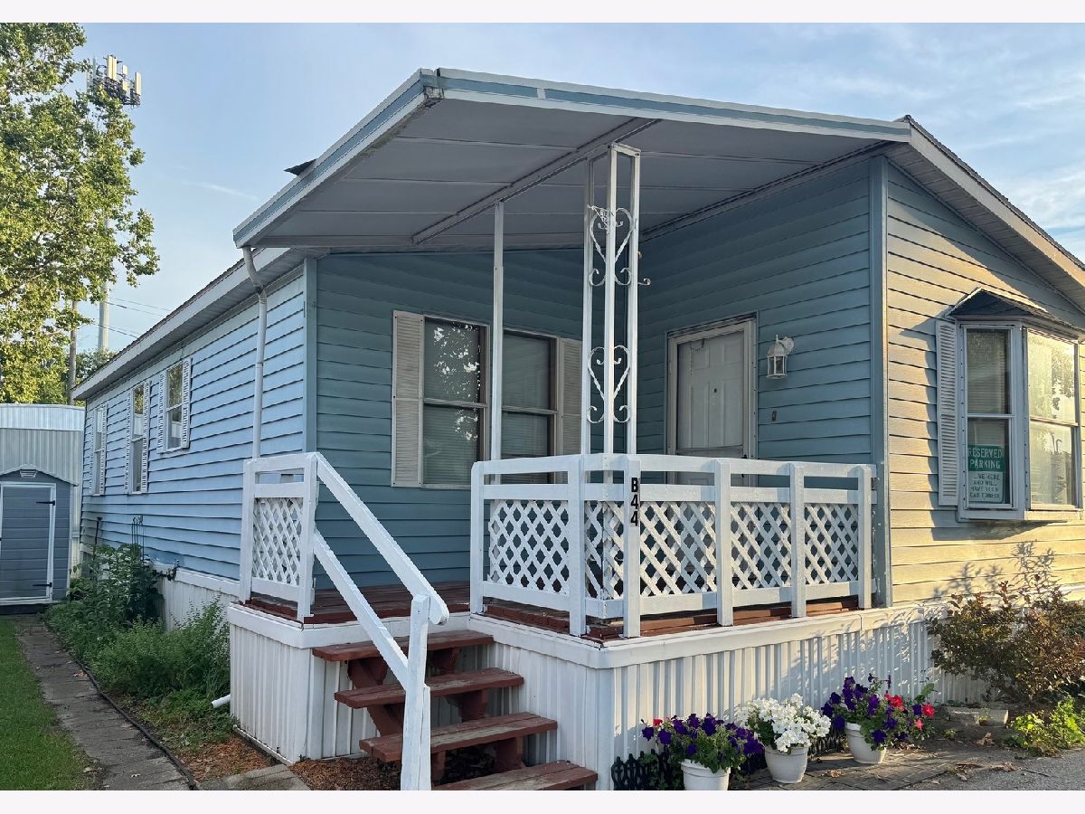  For Sale Des Plaines Illinois, 2993 Curtis Street
