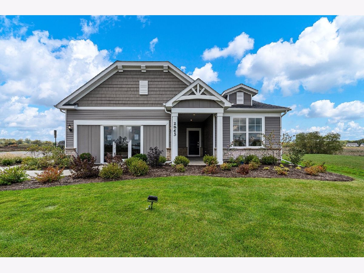 For Sale Mundelein Illinois, 1154 Joice Lane