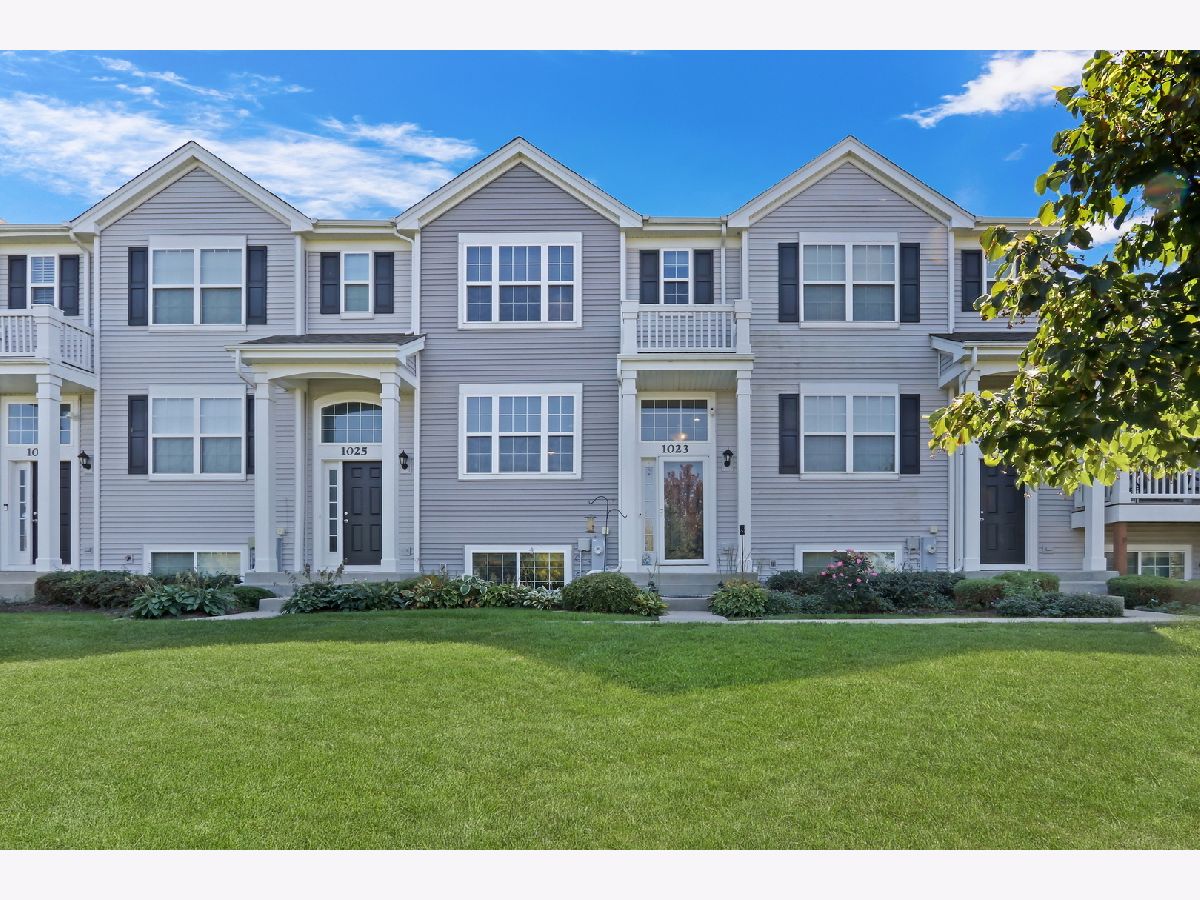 Homes & Townhomes For Sale Symphony Meadows Volo Illinois, 1023 Piccolo Lane