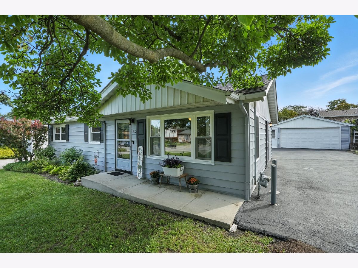  For Sale Oak Forest Illinois, 15641 Laramie Avenue