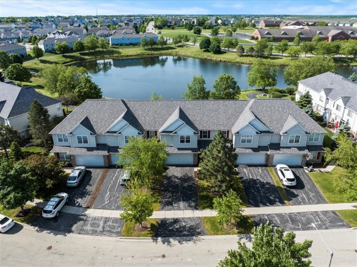  For Sale Joliet Illinois, 2147 Pembridge Lane