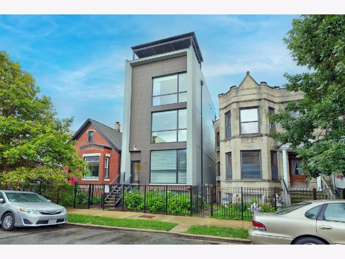  For Sale Chicago Illinois, 3115 Lyndale Street