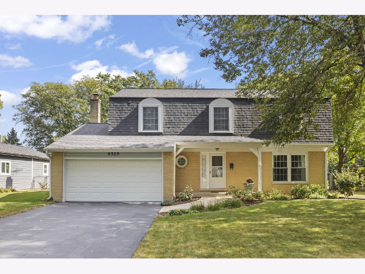  For Sale Lisle Illinois, 4525 Waubansie Lane
