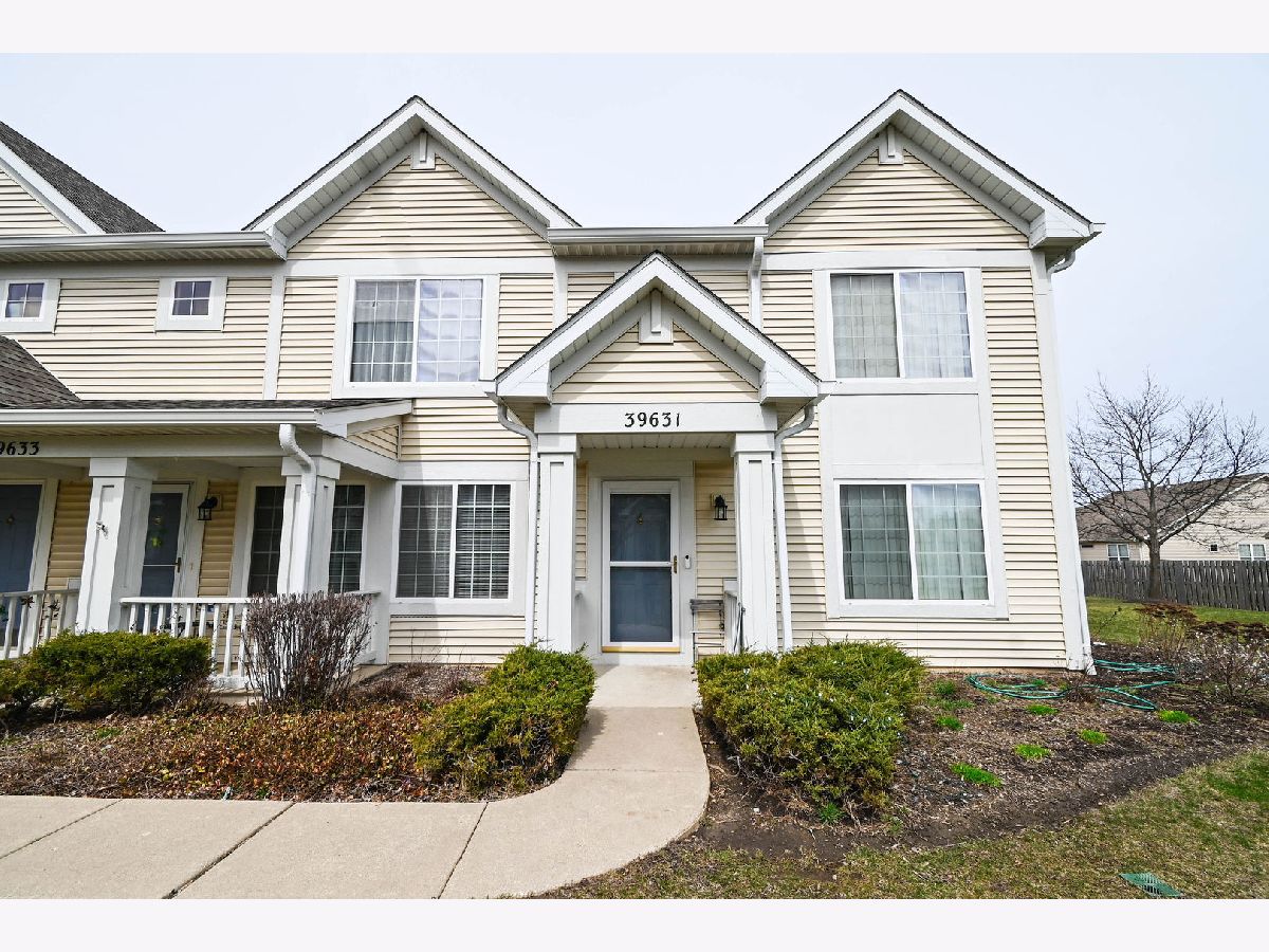  For Sale Beach Park Illinois, 39631 Warren Lane