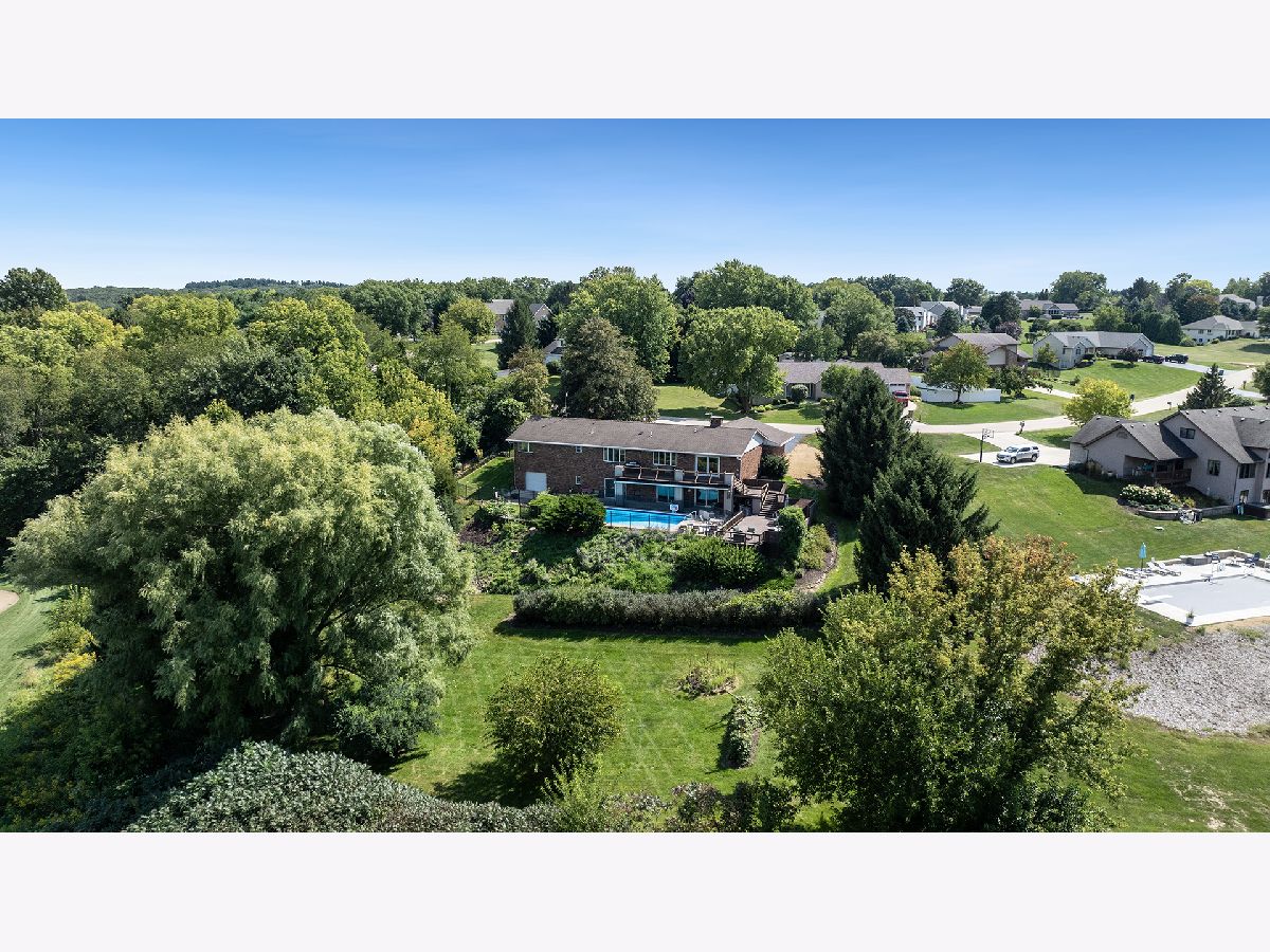  For Sale Oregon Illinois, 3300 Silver Ridge Drive