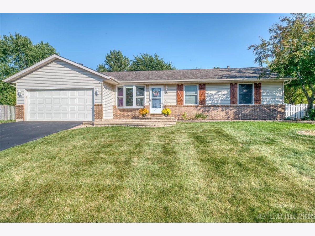  Sold Cortland Illinois, 214 Aspen