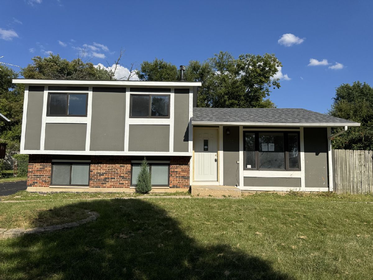 Homes For Sale Sugarbrook Bolingbrook Illinois, 118 Springleaf Drive