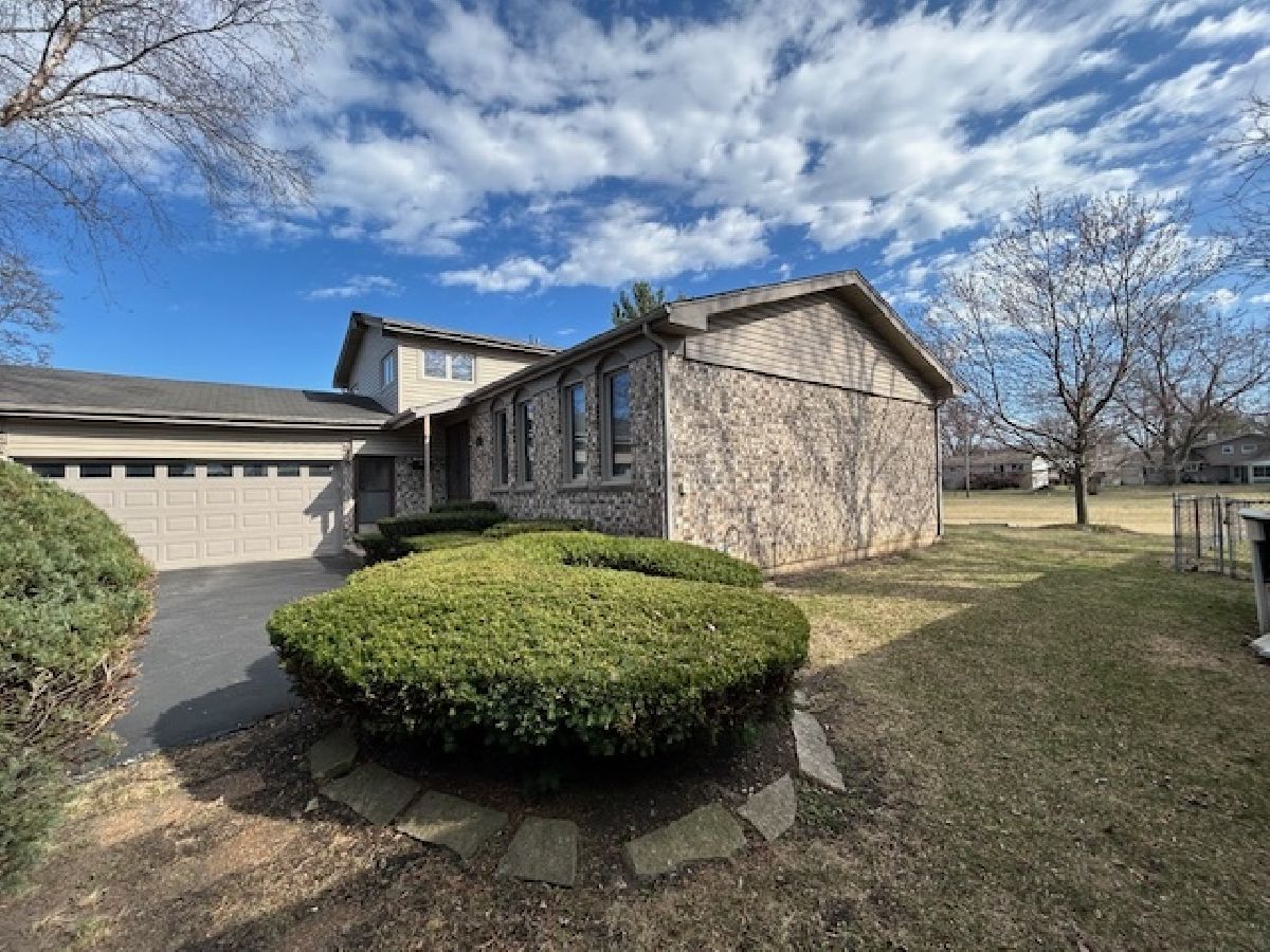 For Sale Palatine Illinois, 1239 Carpenter Drive