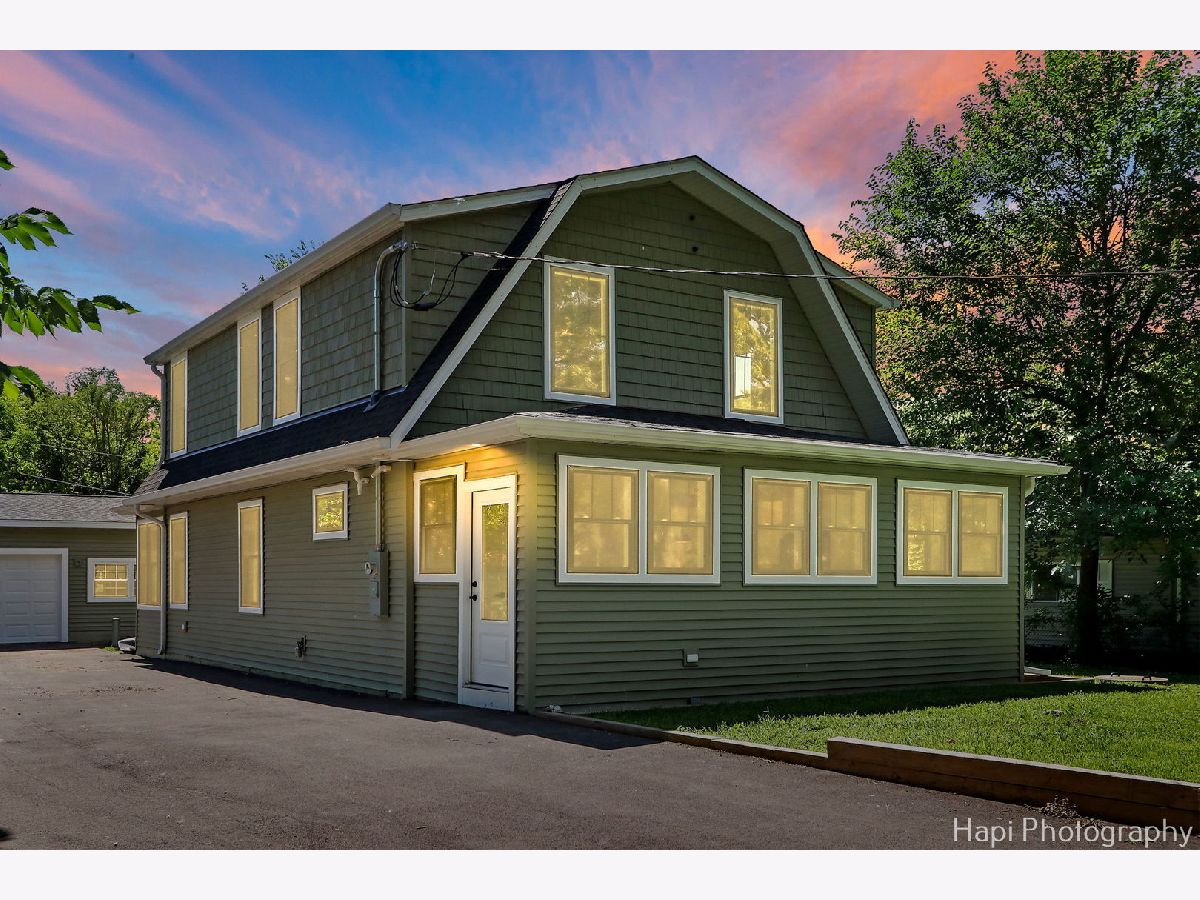 For Sale Spring Grove Illinois, 37925 Lake Vista Terrace
