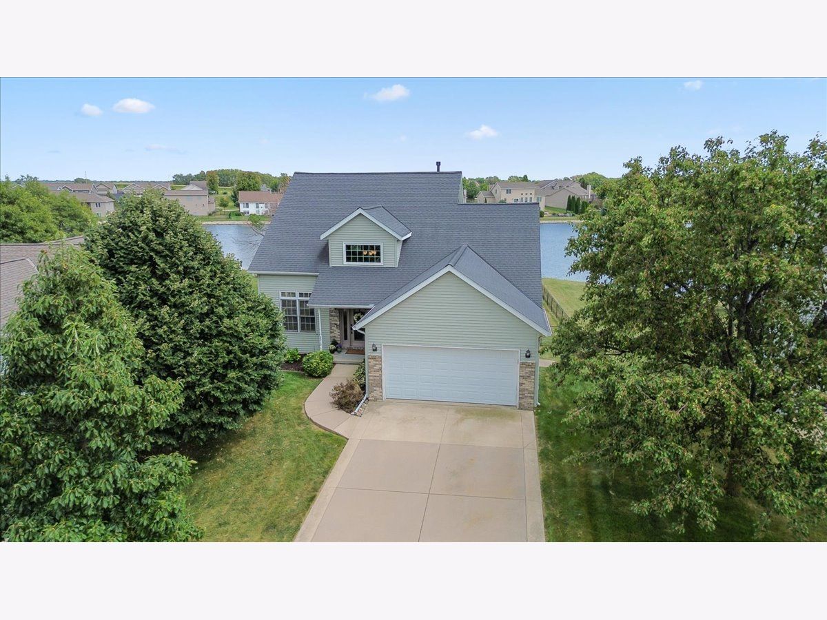  For Sale Bloomington Illinois, 2212 Altoona Road