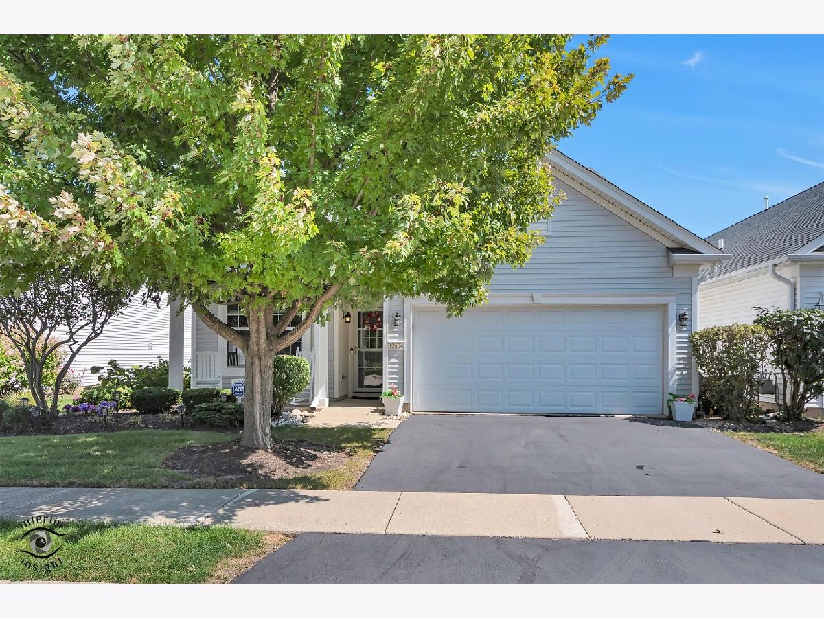 Homes & Townhomes & Condos Sold Del Webb Sun City Huntley Illinois, 12504 Castle Rock