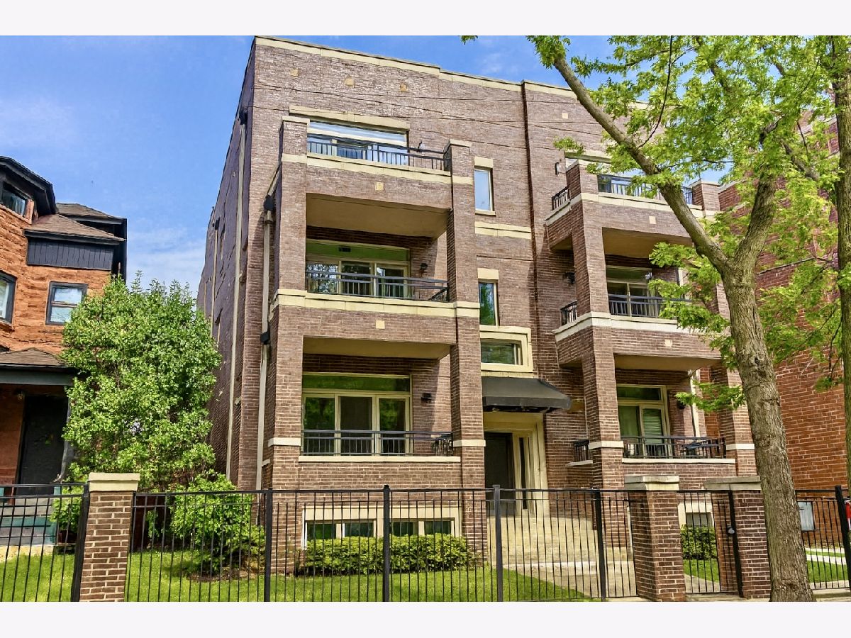 For Sale Chicago Illinois, 4133 Kenmore Avenue