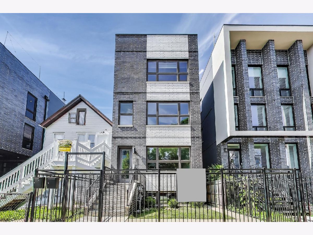  For Sale Chicago Illinois, 3026 Lyndale Street