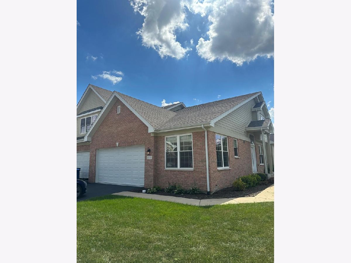  For Sale Darien Illinois, 8408 Dawn Lane