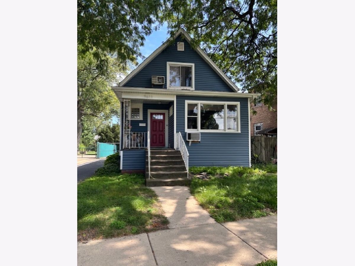 For Sale Evergreen Park Illinois, 9611 Homan Avenue
