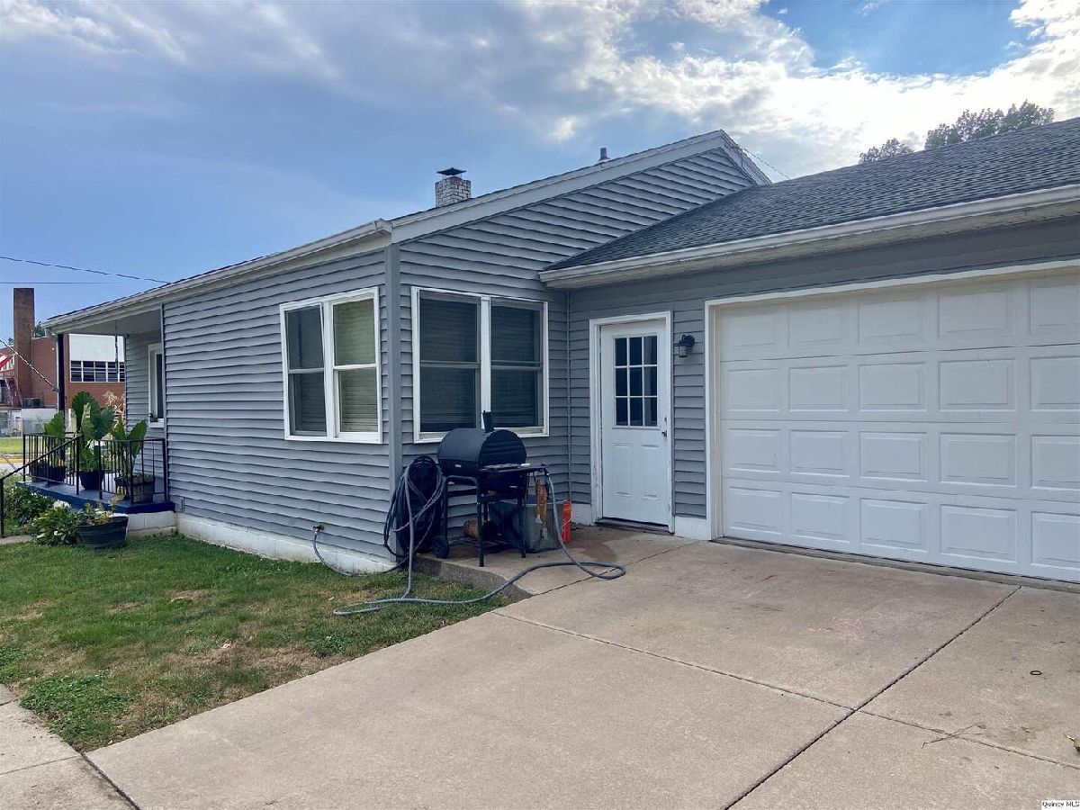  For Sale Quincy Illinois, 738 21st St