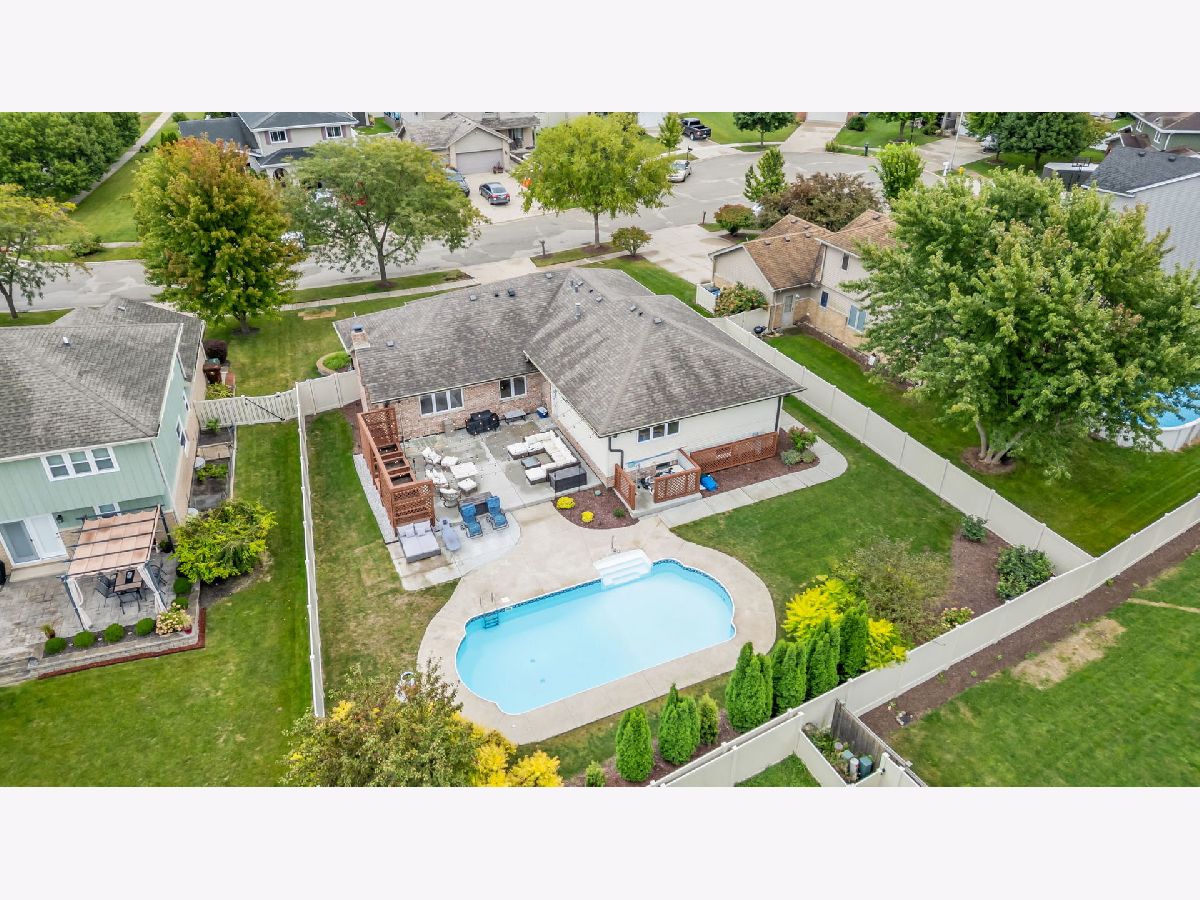  For Sale Minooka Illinois, 703 Stillwater Court
