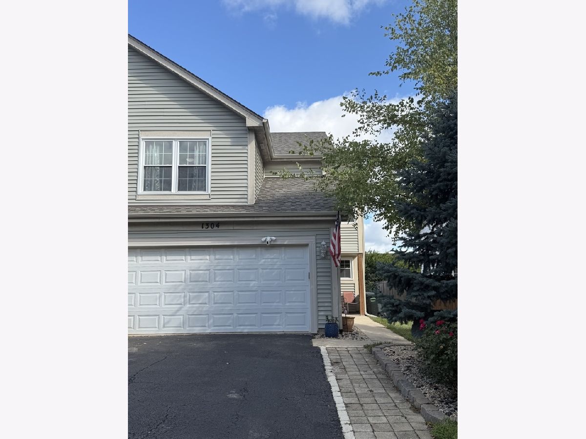  For Rent Mundelein Illinois, 1304 Derby