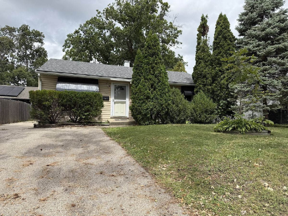  For Rent Mundelein Illinois, 723 Lake