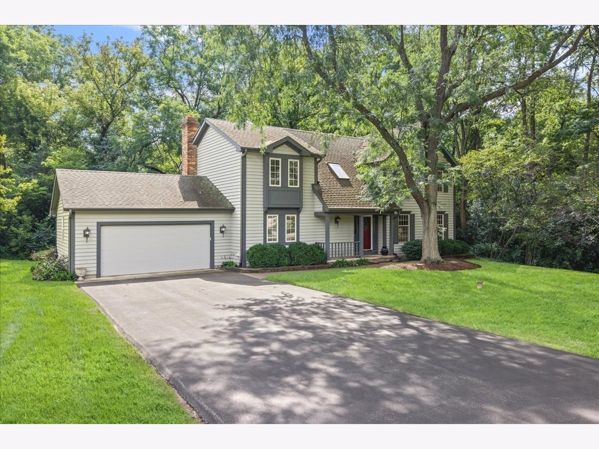  For Sale Crystal Lake Illinois, 3302 Jasmine Court