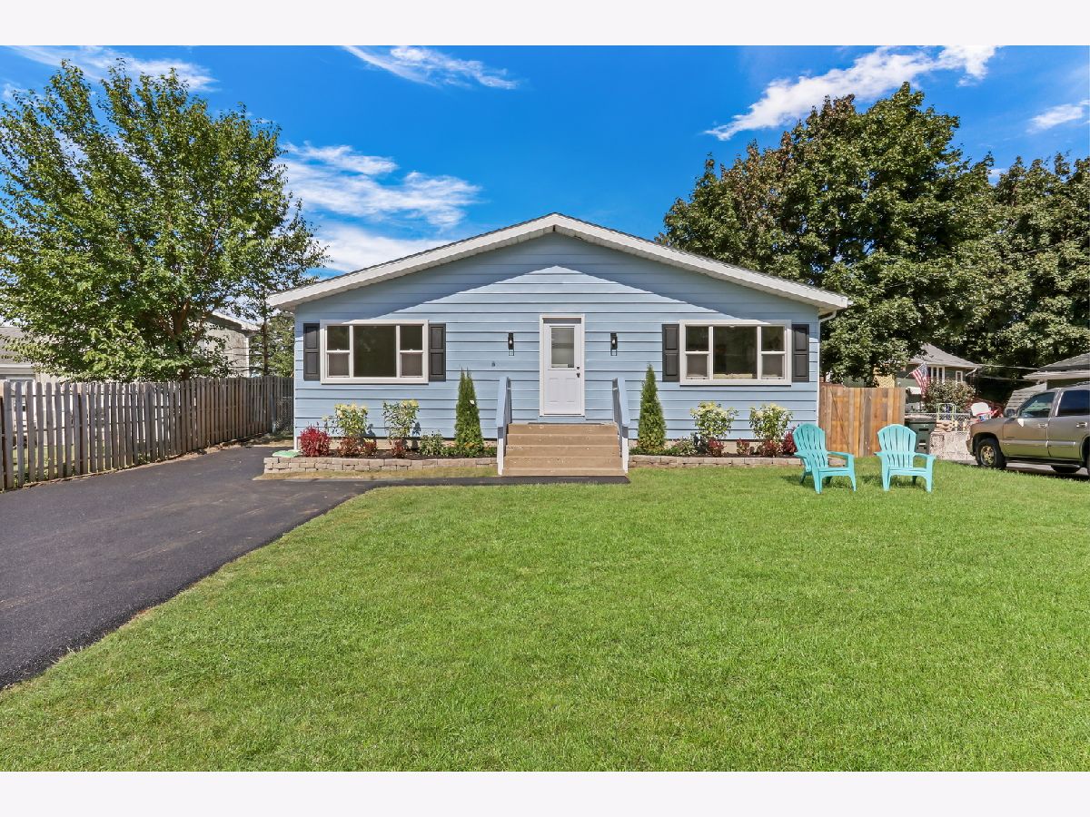  For Sale Ingleside Illinois, 34880 Rock Island Street