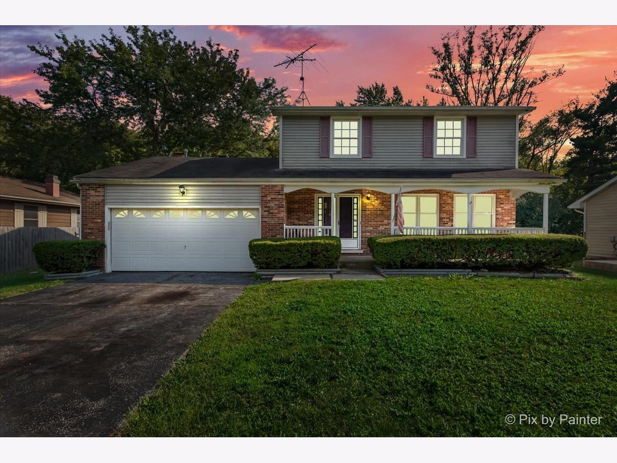  For Sale Crystal Lake Illinois, 7615 Andrea Lane