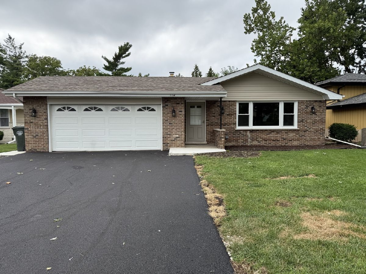  For Sale Justice Illinois, 7716 Cronin Avenue