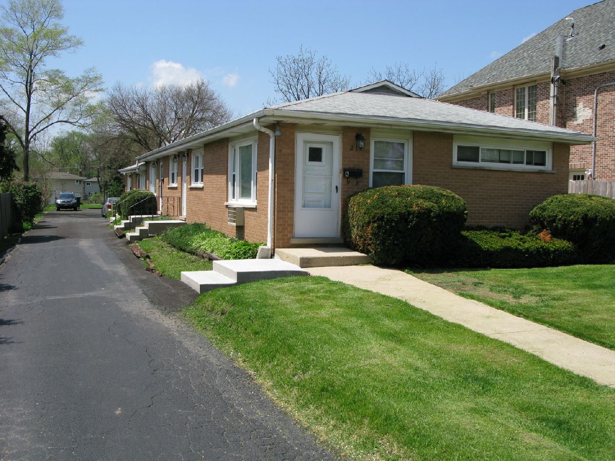  For Rent Lombard Illinois, 214 Westmore-meyers