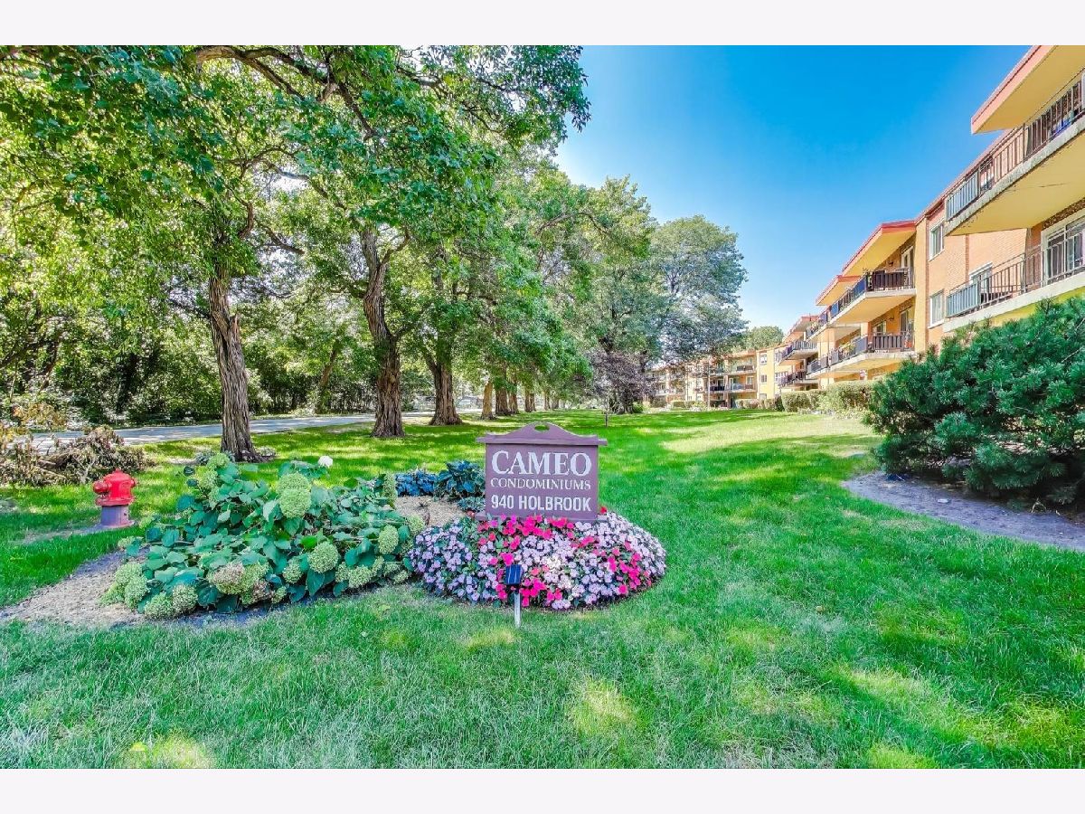  For Sale Homewood Illinois, 940 Holbrook Road