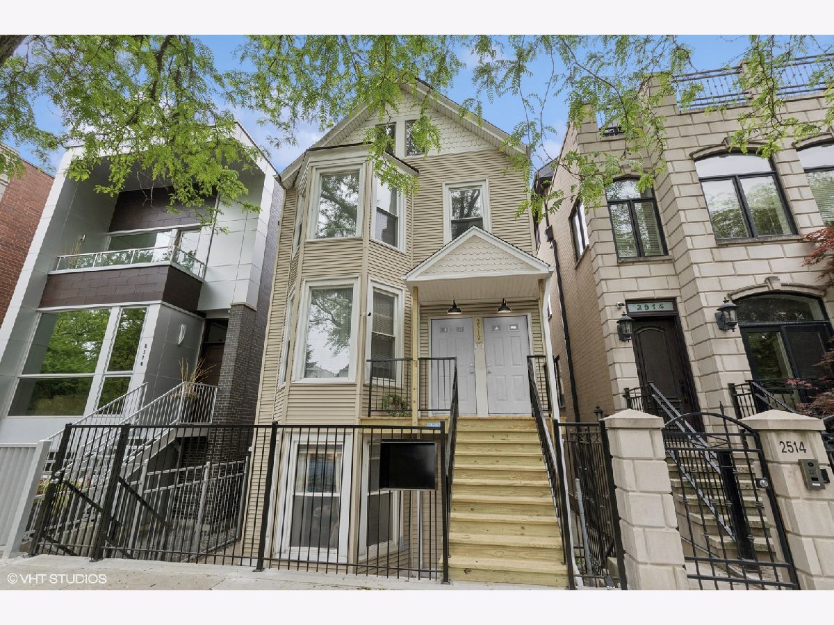  For Sale Chicago Illinois, 2512 Marshfield Avenue