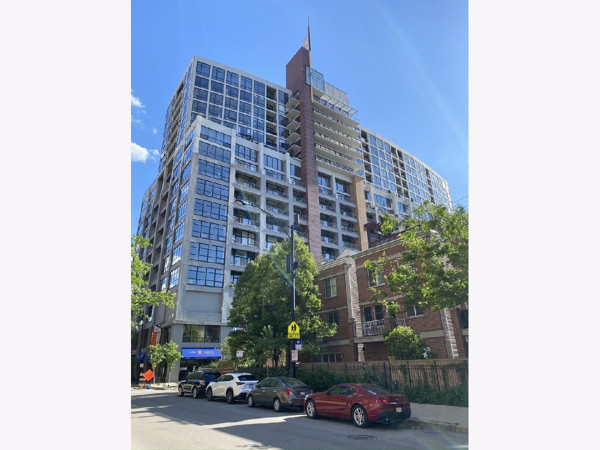  Rented Chicago Illinois, 1530 State