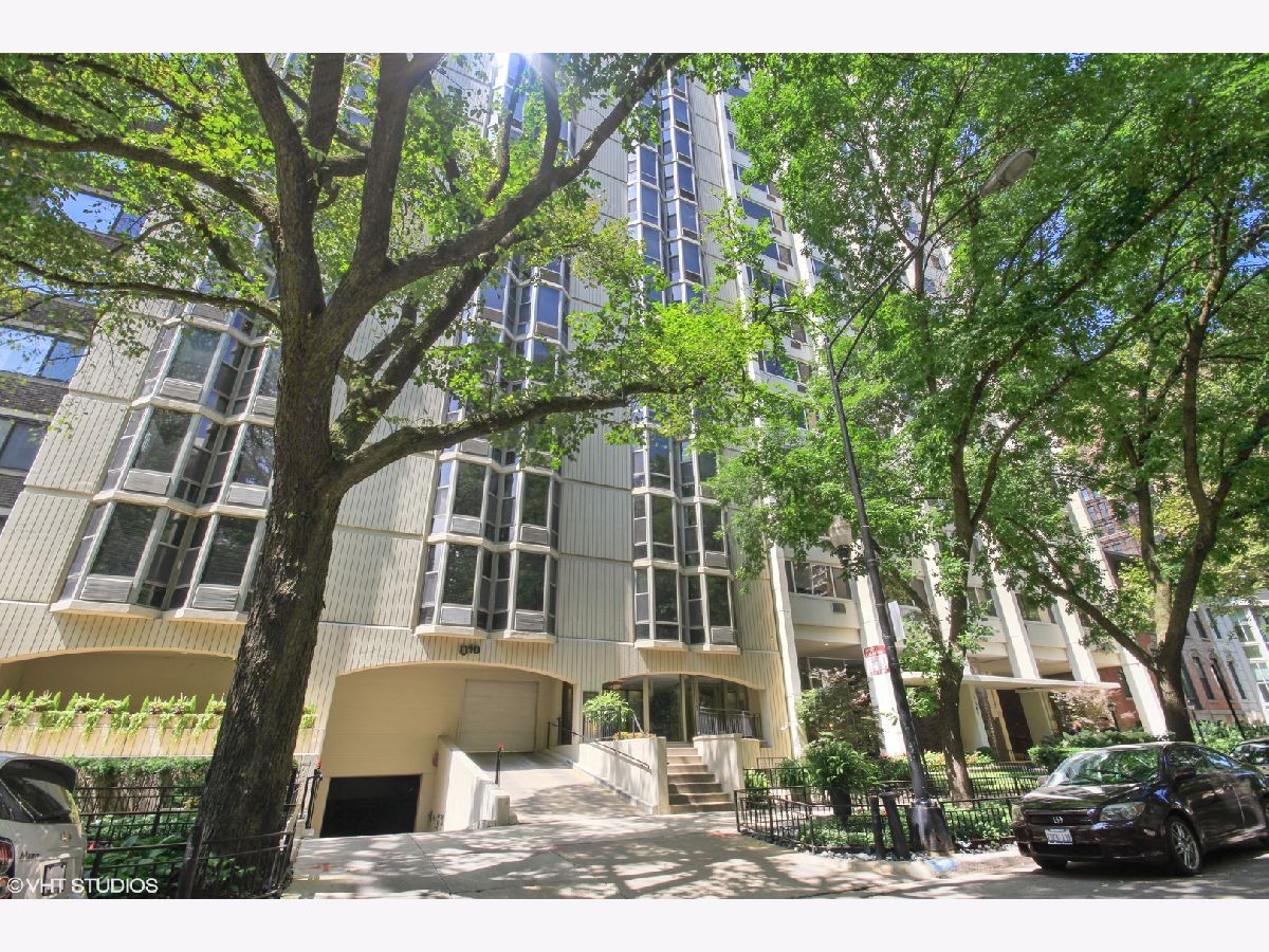  For Sale Chicago Illinois, 1340 Dearborn Street