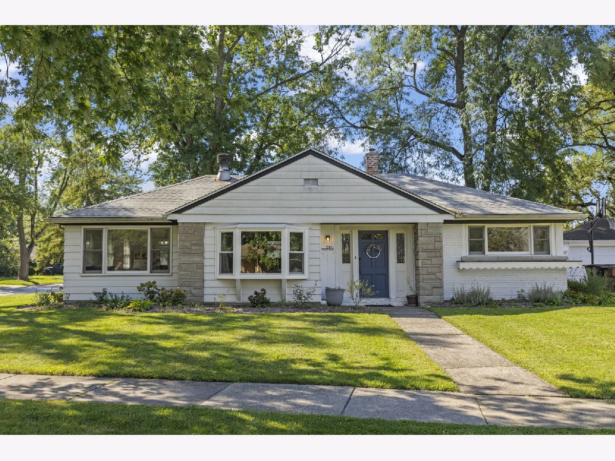  For Sale Homewood Illinois, 2441 Spruce Road
