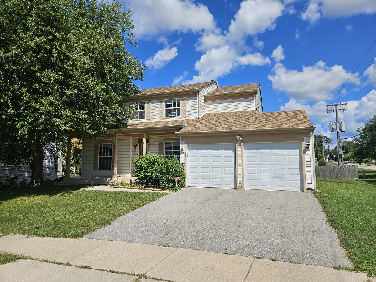  For Sale Streamwood Illinois, 24 Jefferson Lane
