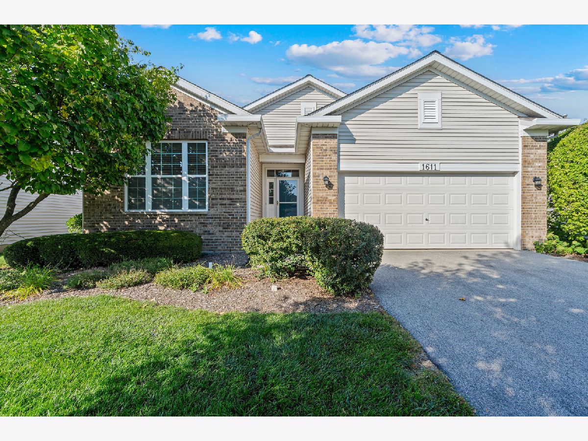 Homes & Townhomes For Sale Grand Haven Romeoville Illinois, 1611 Benzie Circle