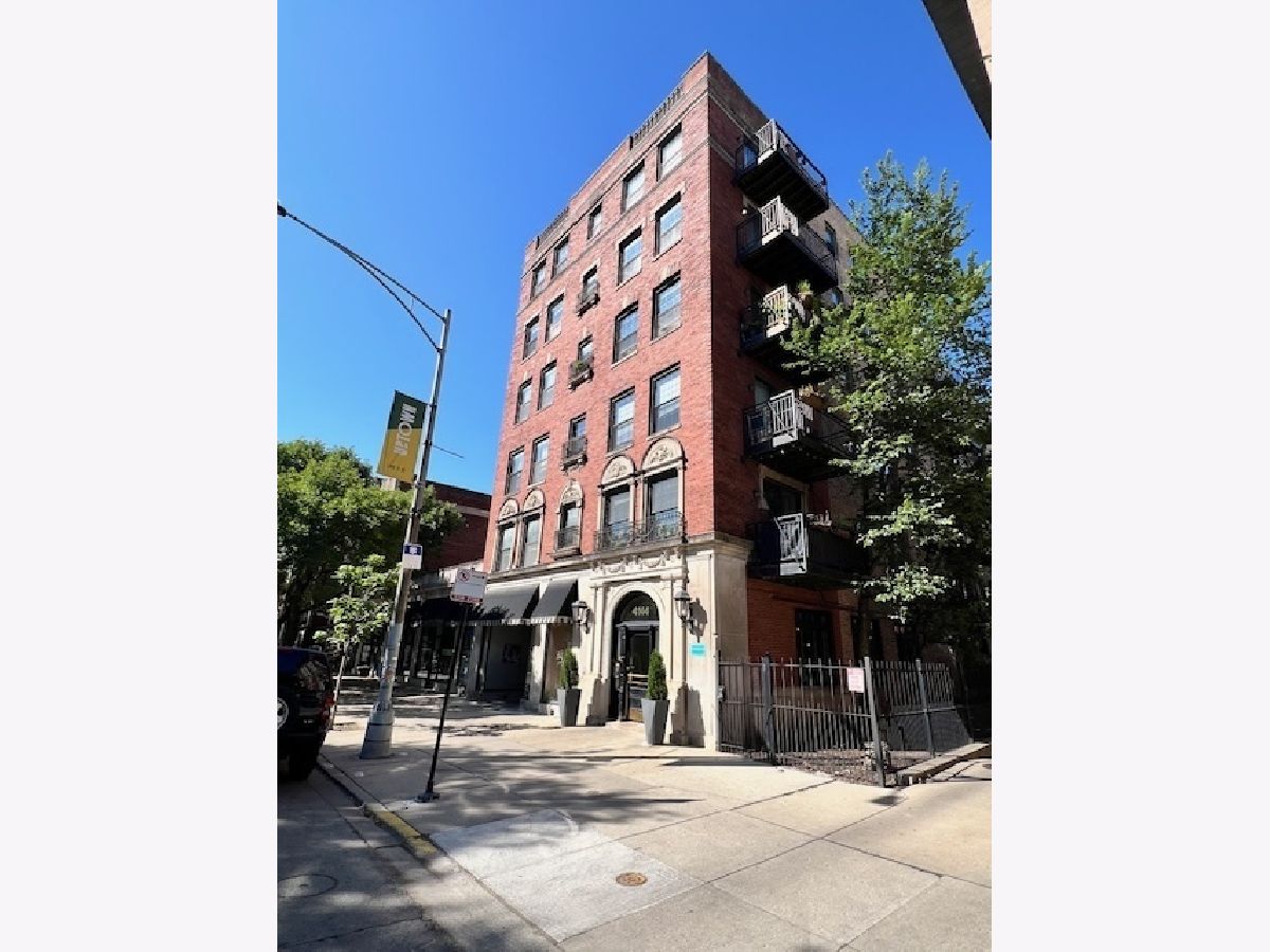  Rented Chicago Illinois, 4144 Sheridan