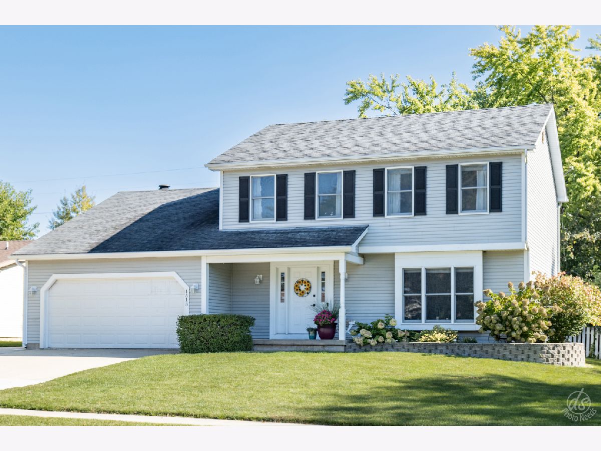 Condos & Townhomes & Homes For Sale Woodgate Sycamore Illinois, 1618 Pebblewood Drive