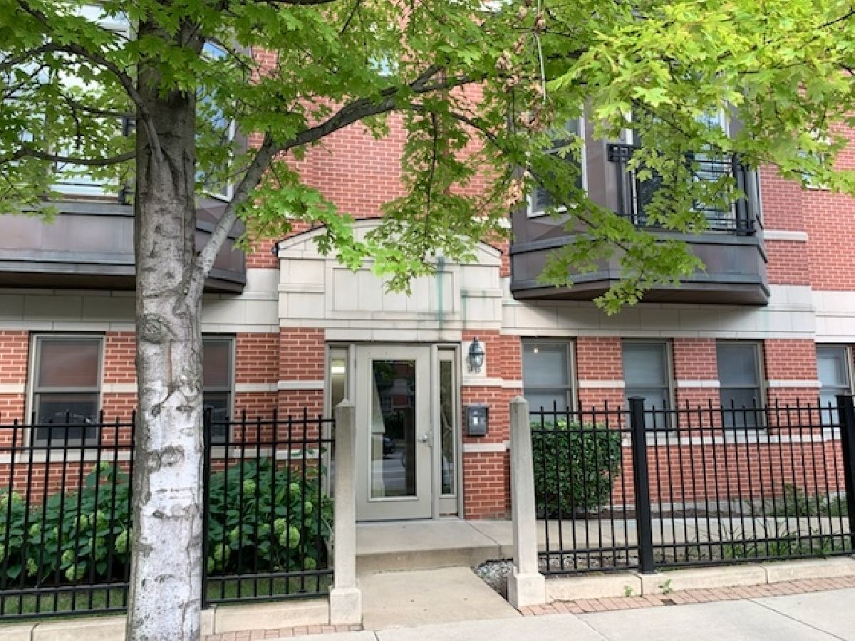  For Sale Chicago Illinois, 1415 Halsted Street