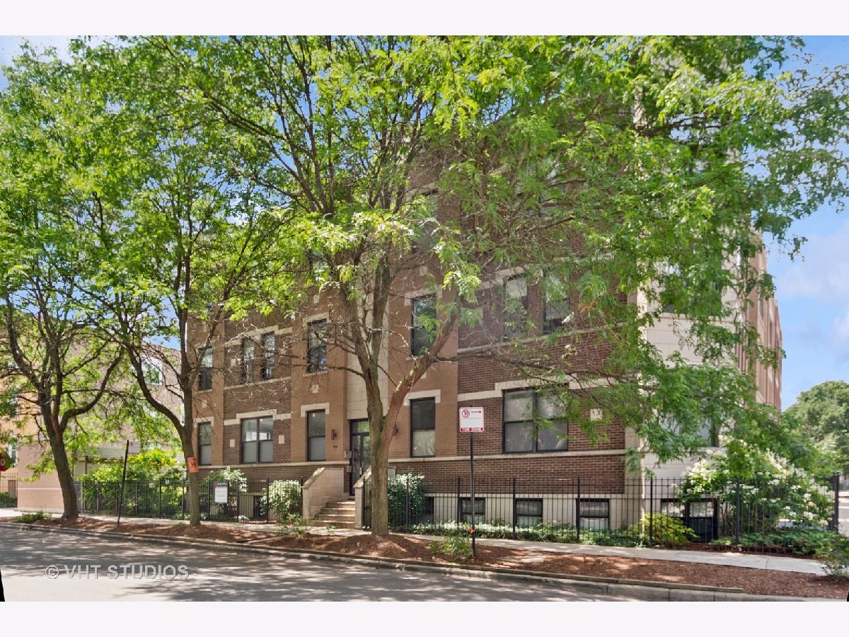  For Sale Chicago Illinois, 4606 Lake Park Avenue
