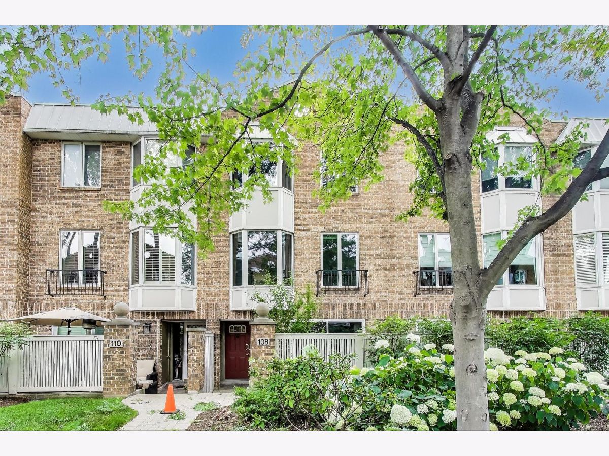  For Sale Oak Park Illinois, 108 Bishop Quarter Lane